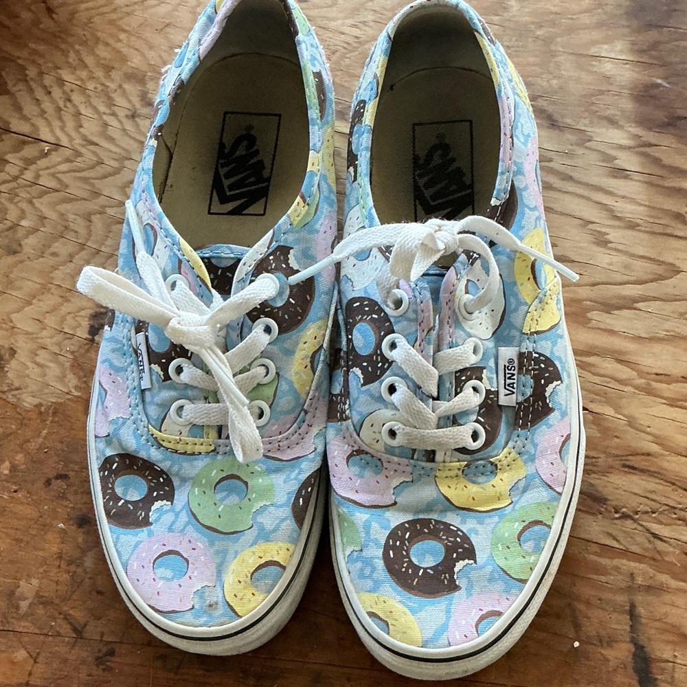 Vans Pastel Donut Sneakers (womens 7.5)